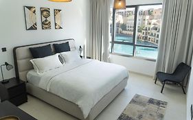 Downtown Oasis, Burj Khalifa Views, Luxury Amenities