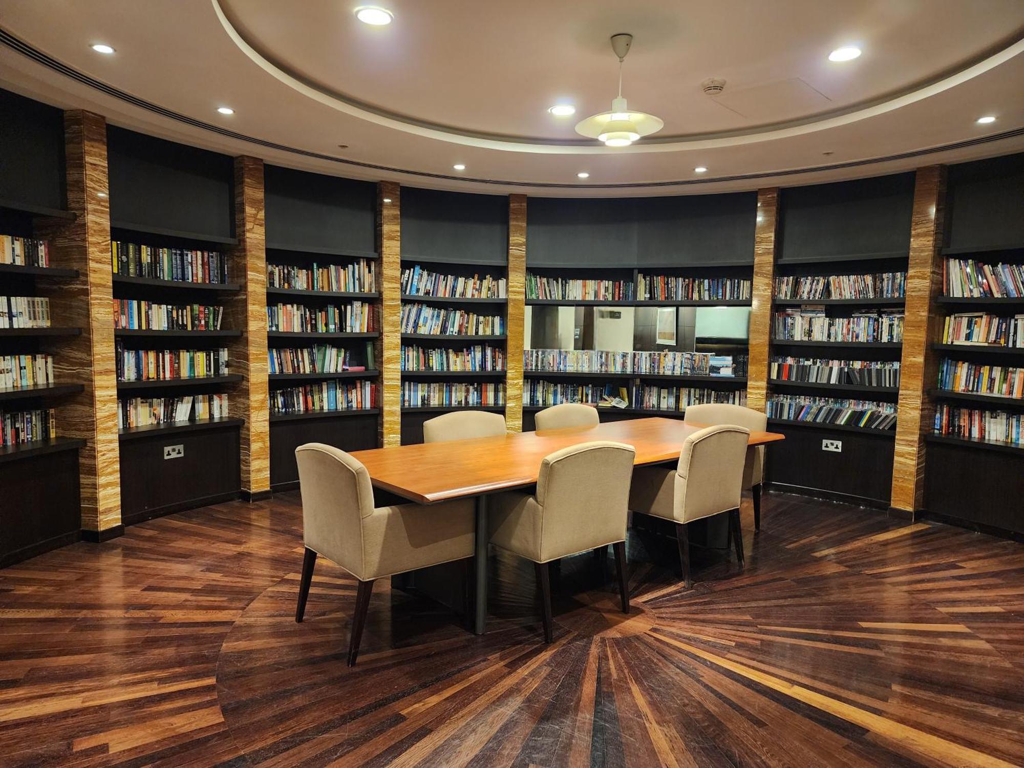 Ferienwohnung Downtown Oasis, Burj Khalifa Views, Luxury Amenities Dubai Exterior foto